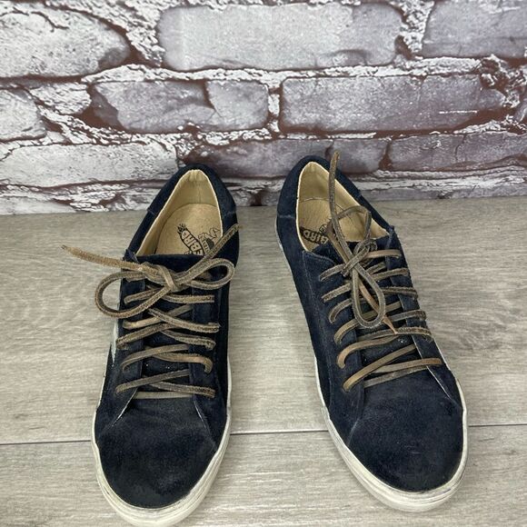 Freebird Dark Blue and Light Tan lace up sneakers shoes women sz 5M US/35EU - Picture 3 of 13